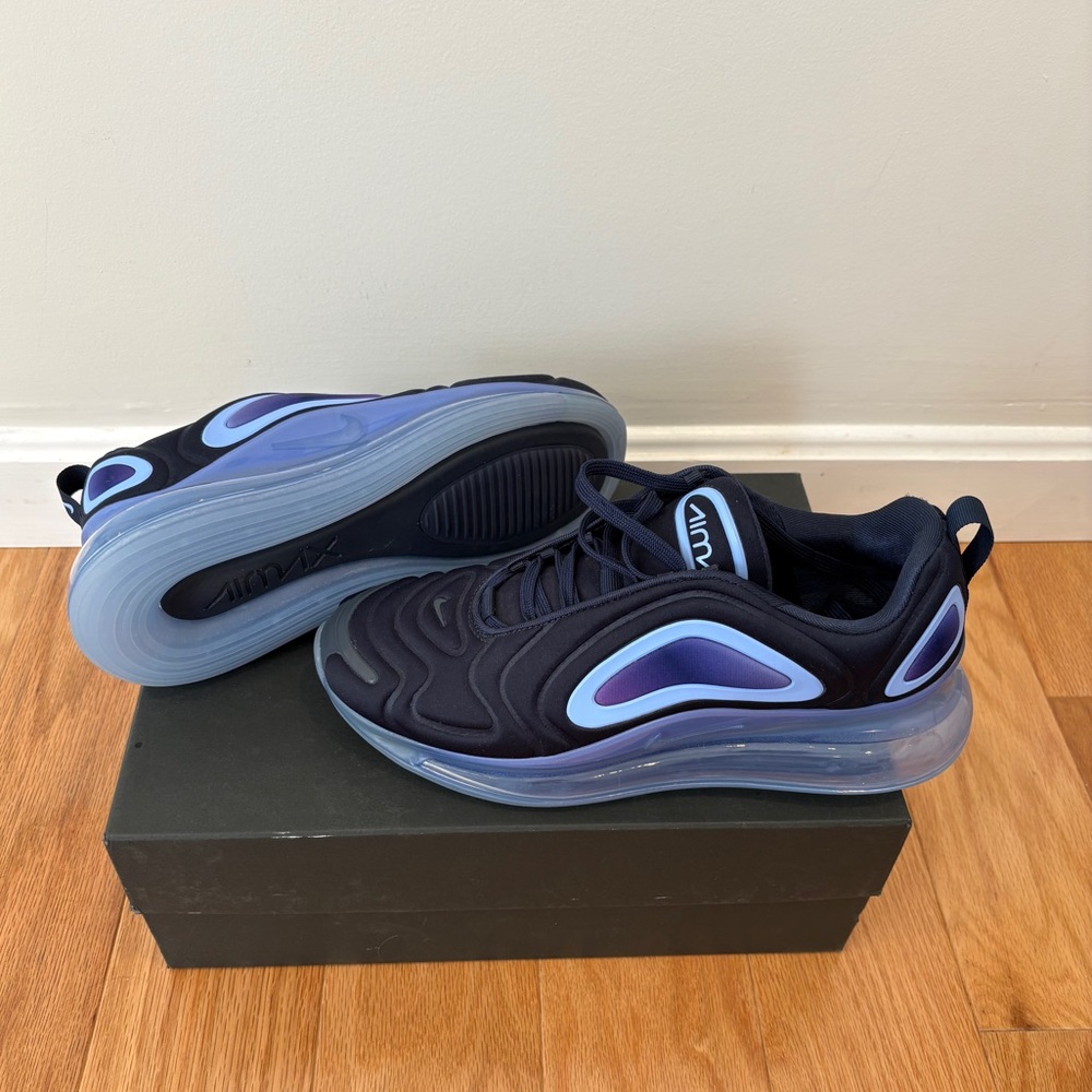 Nike Air Max 720 Navy and Light Blue Sneakers